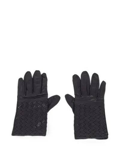 Pre-owned Bottega Veneta Intrecciato Leather Gloves In Black