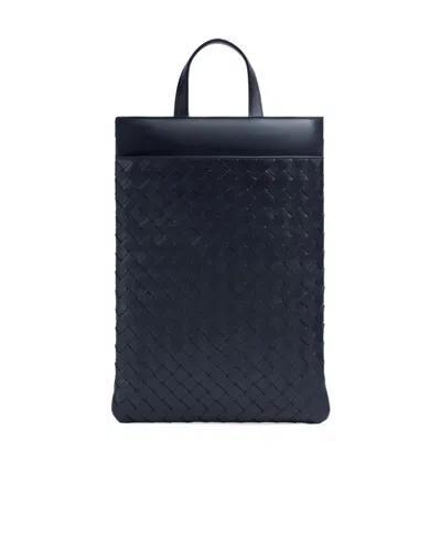 Bottega Veneta Intrecciato Leather Laptop Bag In Black