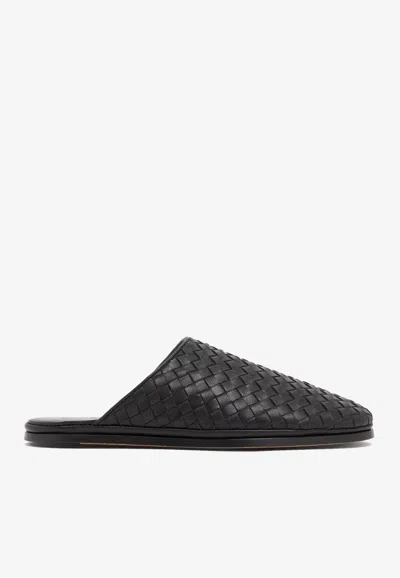 Bottega Veneta Intrecciato Woven Leather Mule Slippers In Black