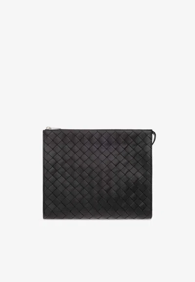Bottega Veneta Intrecciato Leather Pouch Bag In Black