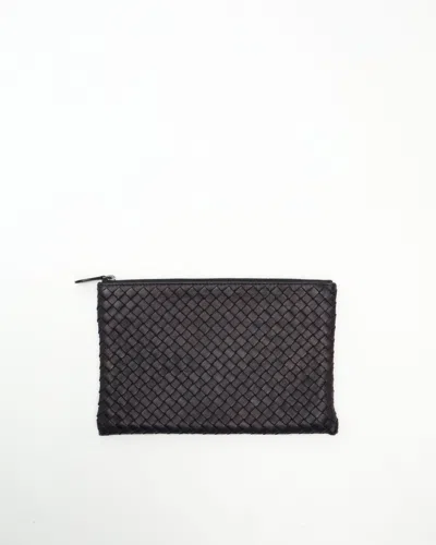 Bottega Veneta Intrecciato Leather Pouch In Black