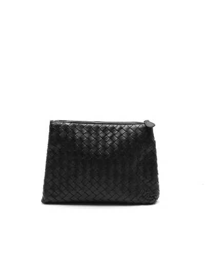 Bottega Veneta Intrecciato Leather Pouch In Black