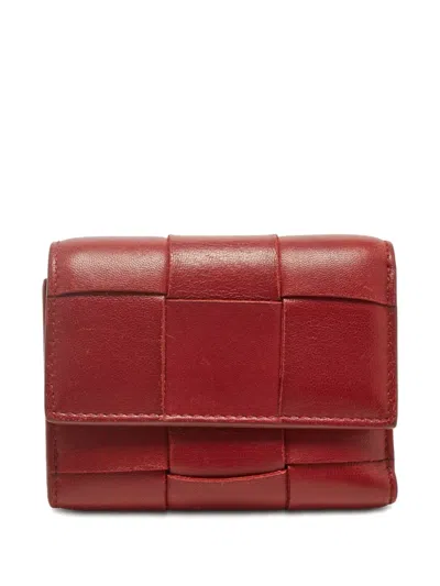 Pre-owned Bottega Veneta Intrecciato Leather Woven Wallet In Red