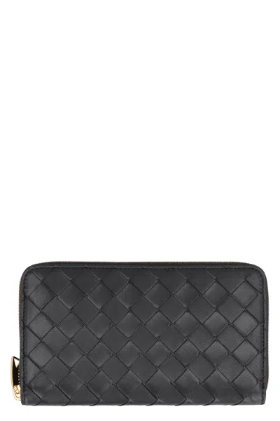 Bottega Veneta Intrecciato Leather Zip-around Wallet In Black