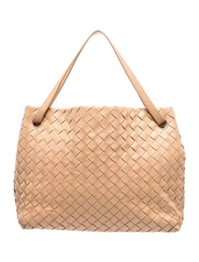 Pre-owned Bottega Veneta Intrecciato Maxi Cabat In Neutrals