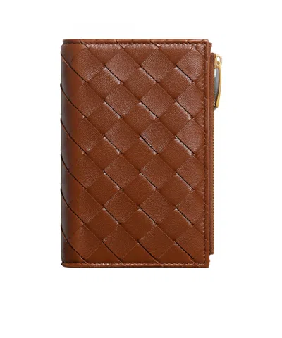 Bottega Veneta Intrecciato Medium Bi-fold Wallet In Brown