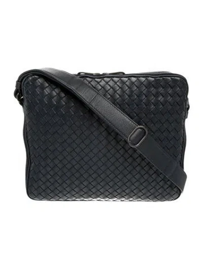 Pre-owned Bottega Veneta Intrecciato Messenger Bag In Blue