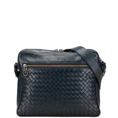 Pre-owned Bottega Veneta Intrecciato Navy Leather Shoulder Bag () In Blue