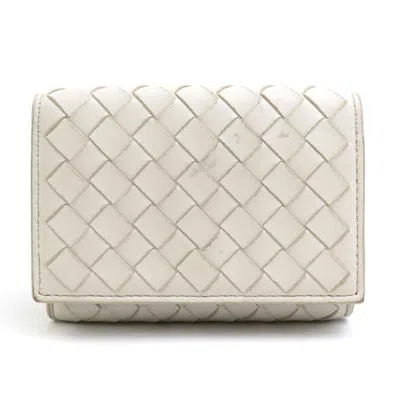 Pre-owned Bottega Veneta Intrecciato Off-white Intrecciato Wallet (tri-fold) ()