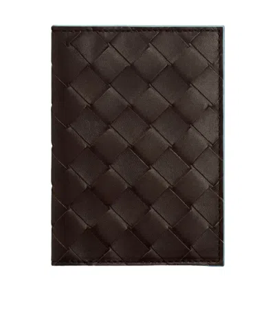 BOTTEGA VENETA INTRECCIATO PASSPORT CASE