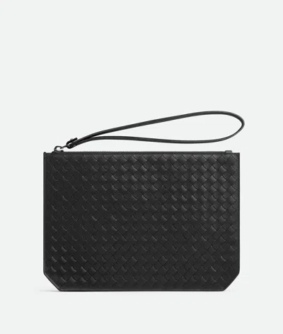 Bottega Veneta Intrecciato Piccolo Standing Pouch In Black