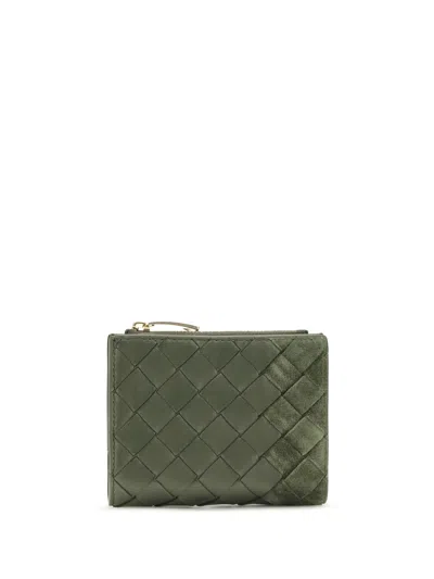 Bottega Veneta Intrecciato Quilted Wallet In Green