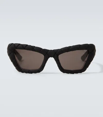 Bottega Veneta Intrecciato Rectangular Sunglasses In Black