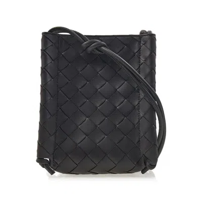 Bottega Veneta Intrecciato Shoulder Bag In Black