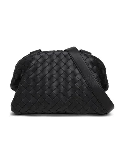 Bottega Veneta Intrecciato Shoulder Bag In Black