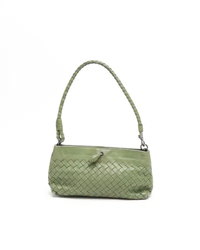 Bottega Veneta Intrecciato Shoulder Bag In Green