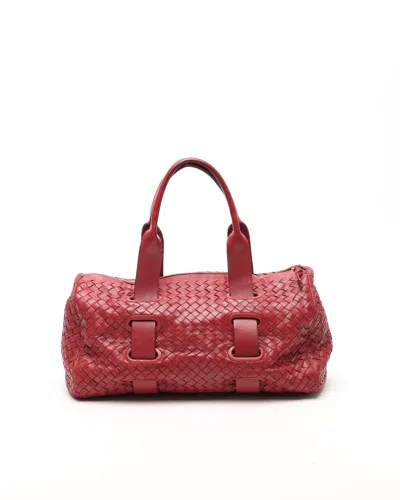 Bottega Veneta Intrecciato Shoulder Bag In Red