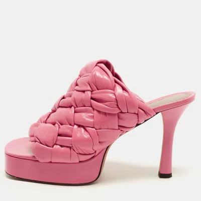 Pre-owned Bottega Veneta Intrecciato Size 37 Pink Woven Leather Slide Sandals