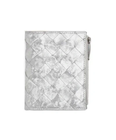 Bottega Veneta Intrecciato Small Bi-fold Wallet In Silver