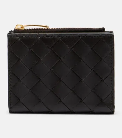 Bottega Veneta Intrecciato Small Leather Wallet In Brown