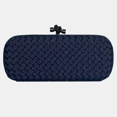 Pre-owned Bottega Veneta Intrecciato Stretch Knot Clutch With Python Trims In Blue