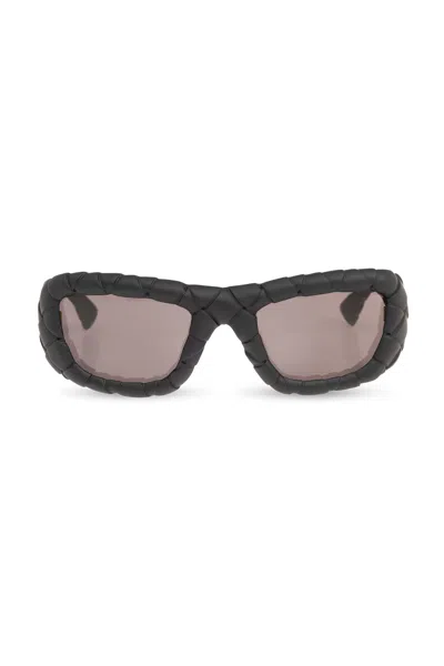Bottega Veneta Intrecciato Sunglasses In Black