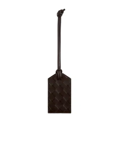 Bottega Veneta Intrecciato Tag Holder On Strap In Fudge