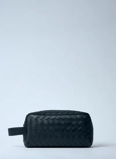 Bottega Veneta Intrecciato Travel Pouch In Black