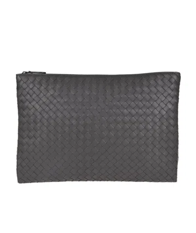 Bottega Veneta Intrecciato Weave Clutch Bag In Black