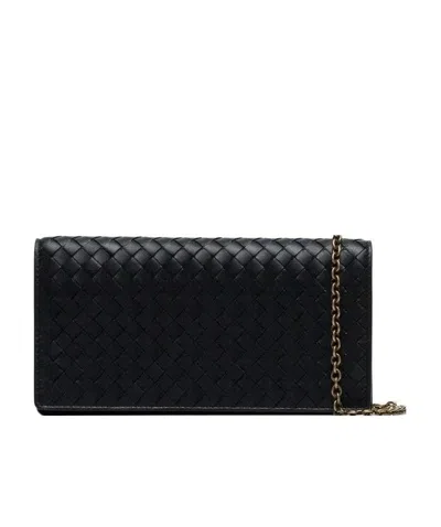 Bottega Veneta Intrecciato Weave Clutch In Black