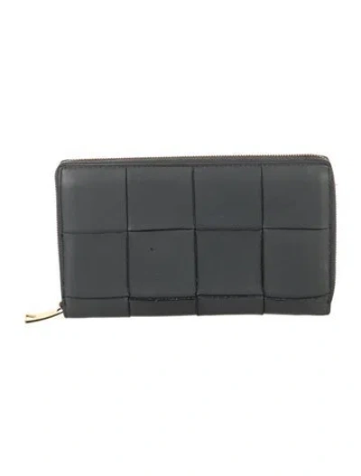 Pre-owned Bottega Veneta Intrecciato Weave Leather Continental Wallet In Blue