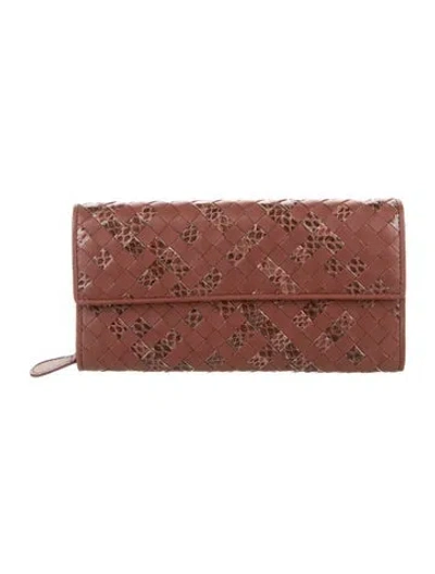 Pre-owned Bottega Veneta Intrecciato Weave Leather Continental Wallet In Red