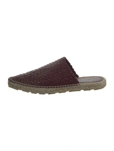 Pre-owned Bottega Veneta Intrecciato Weave Leather Mules In Burgundy