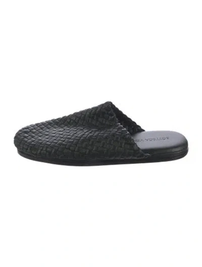 Pre-owned Bottega Veneta Intrecciato Weave Leather Mules In Green