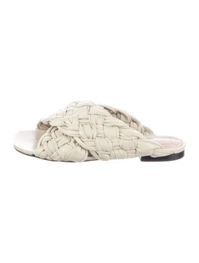 Pre-owned Bottega Veneta Intrecciato Weave Leather Mules In Neutral