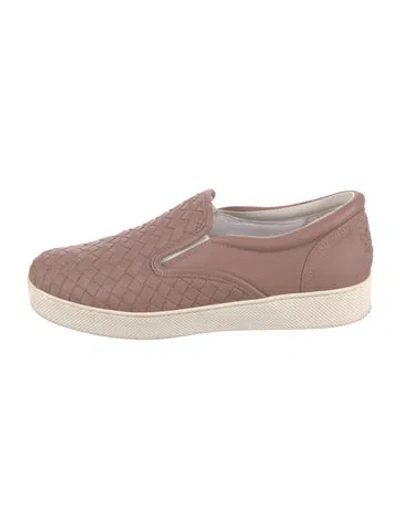 Pre-owned Bottega Veneta Intrecciato Weave Leather Oxfords In Pink