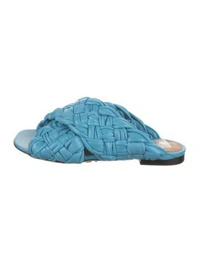 Pre-owned Bottega Veneta Intrecciato Weave Leather Slides In Blue