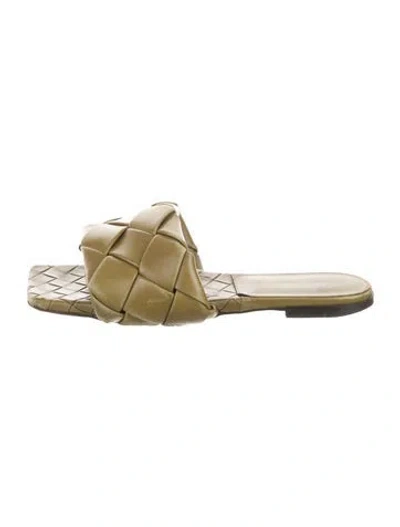 Pre-owned Bottega Veneta Intrecciato Weave Leather Slides In Green