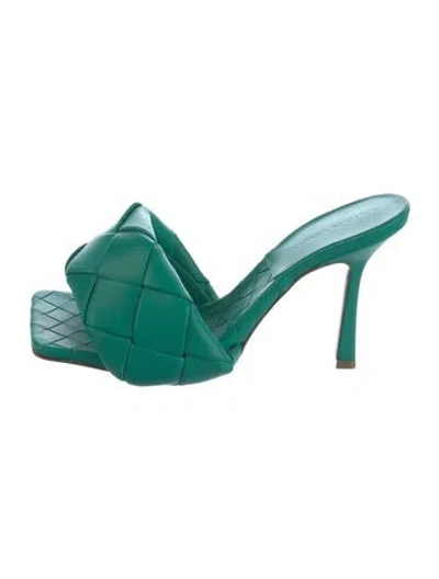 Pre-owned Bottega Veneta Intrecciato Weave Leather Slides In Green