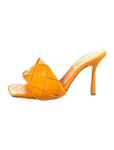 Pre-owned Bottega Veneta Intrecciato Weave Leather Slides In Orange