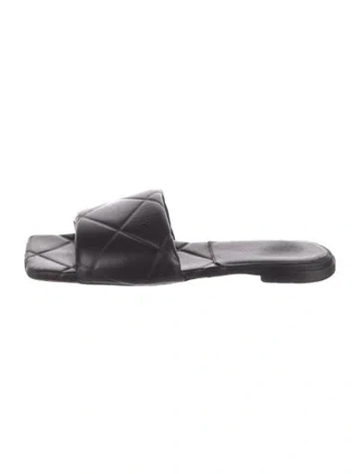 Pre-owned Bottega Veneta Intrecciato Weave Slides In Black