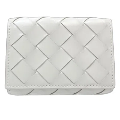 Pre-owned Bottega Veneta Intrecciato White Leather Wallet (tri-fold) ()