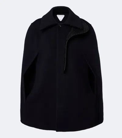 Bottega Veneta Intrecciato Wool And Cashmere Cape In Blue