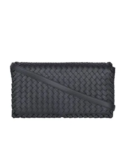 Bottega Veneta Intrecciato Woven Shoulder Bag In Black
