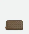 Bottega Veneta Intrecciato Portemonnaie Mit Umlaufenden Zip In Brown