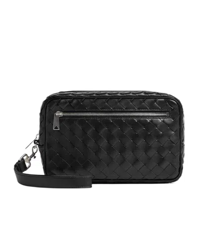 Bottega Veneta Intrecciato Zipped Clutch Bag In Black