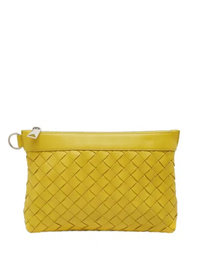 Pre-owned Bottega Veneta Intrecciato-design Clutch Bag In 黄色