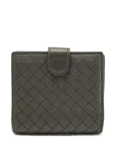 Pre-owned Bottega Veneta Intrecciato-design Flap-fastening Wallet In Grey