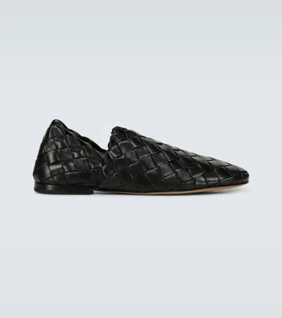 Bottega Veneta Intrecciato Leather Collapsible-heel Loafers In Black