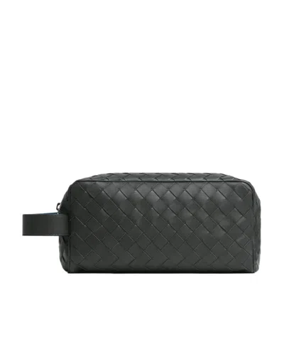 Bottega Veneta Intreciato Knitted Travel Bag In Black